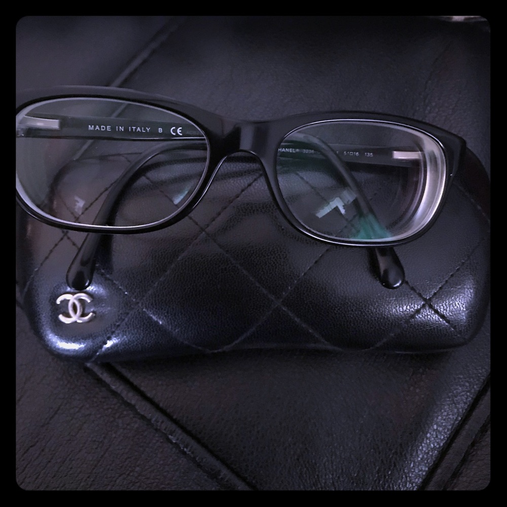 Authentic Chanel Glasses 🤓 with lenses
